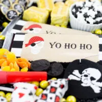 best pirate party candies that are gold black and white