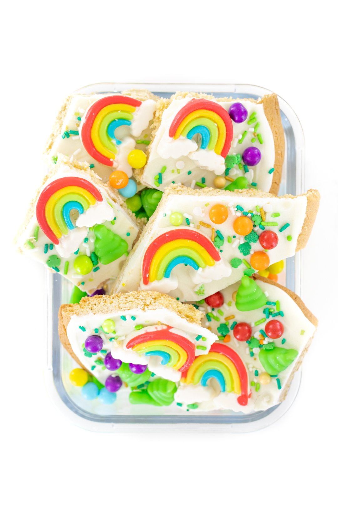 St. Patrick's Day Rainbow Cookie Bark | Cutefetti
