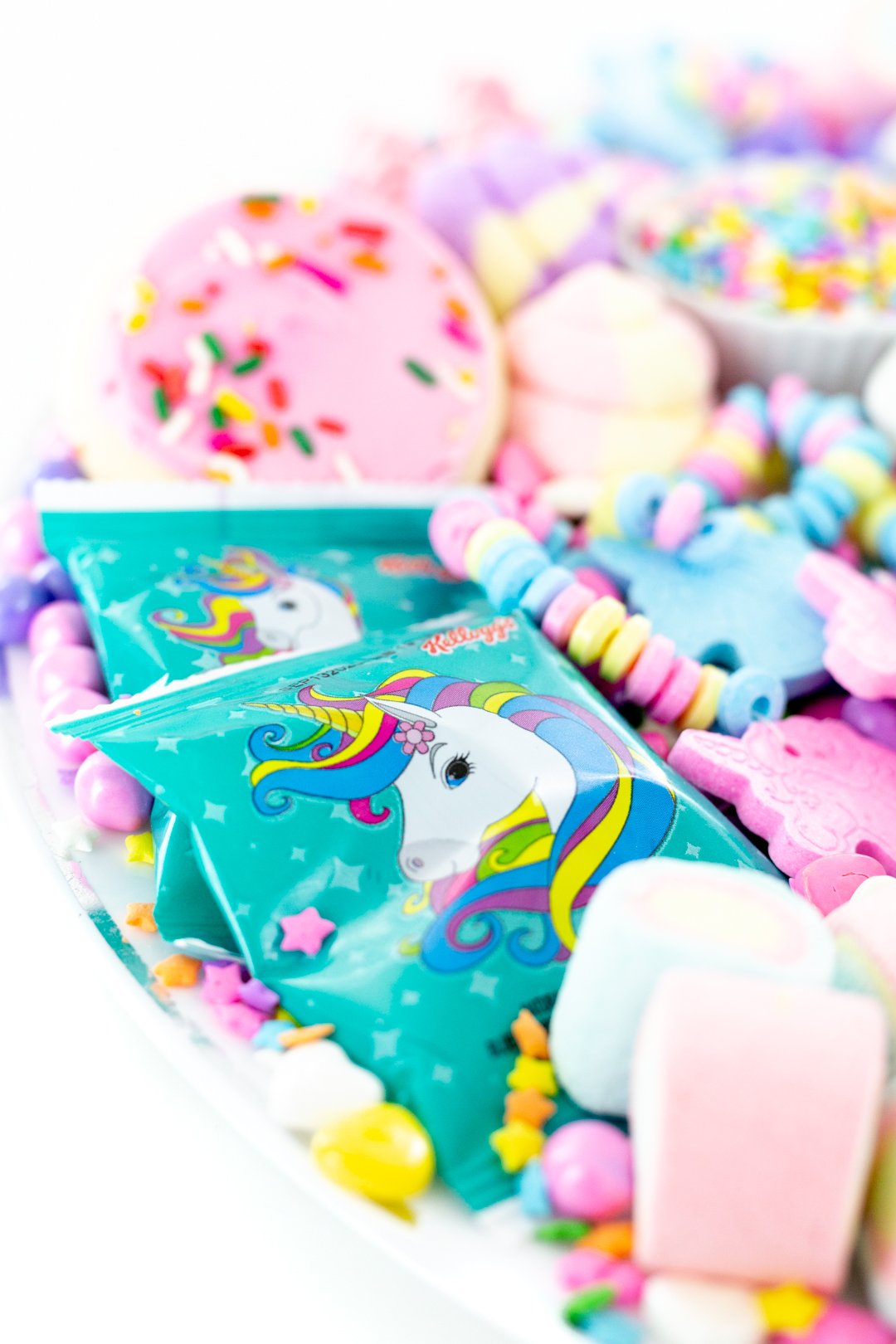 unicorn fruit snacks from kelloggs