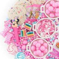 pretty pink display of candies for minnie mouse parties