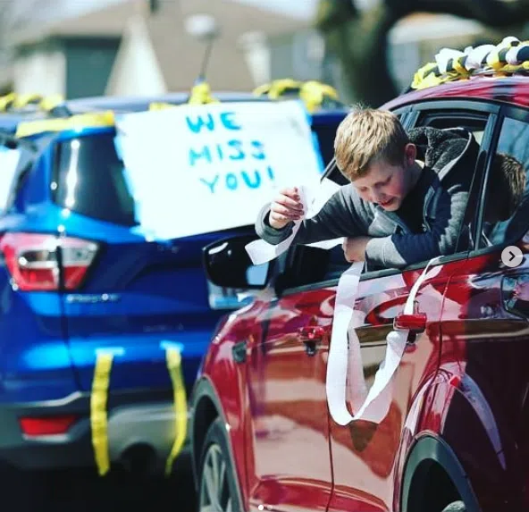 drive by car parade for social distancing