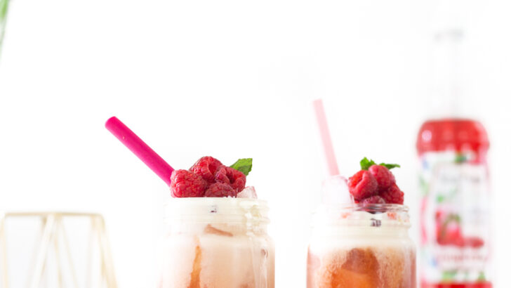 Raspberries & Cream Iced Tea