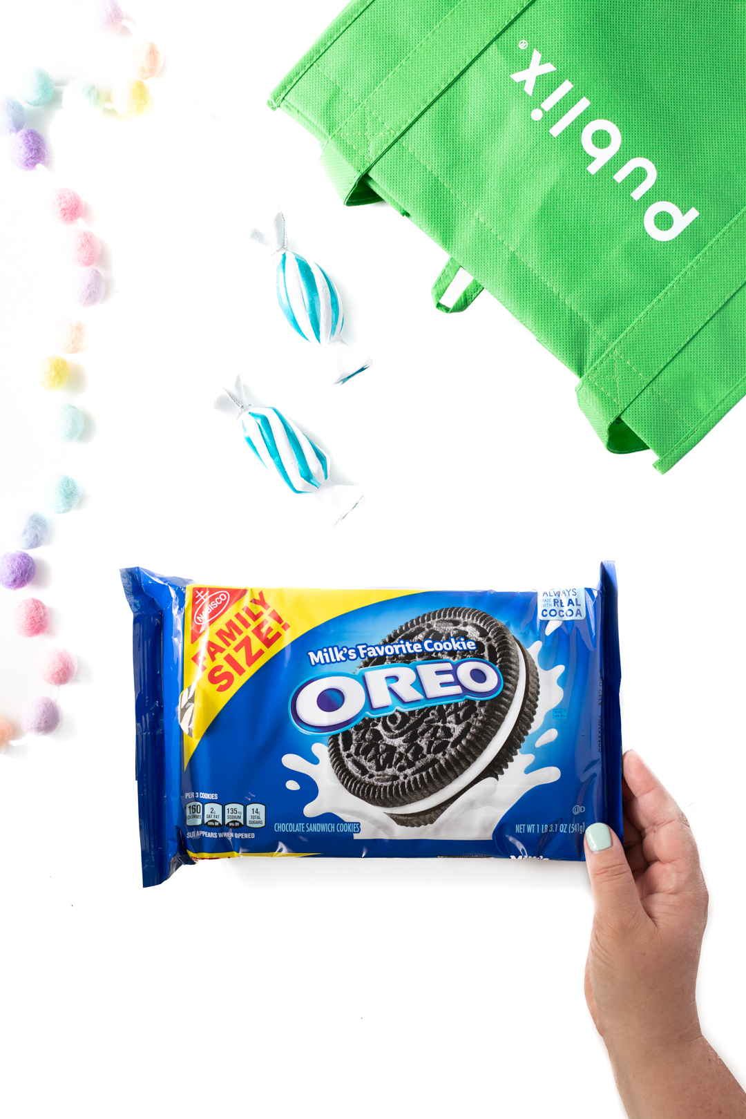 ingredients to make OREO balls