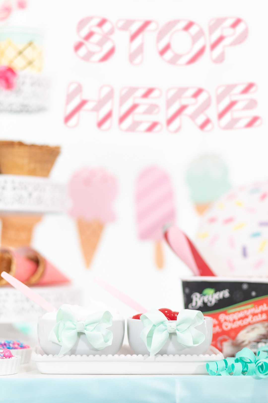 pretty ice cream topping bowls decked out with pretty ribbons