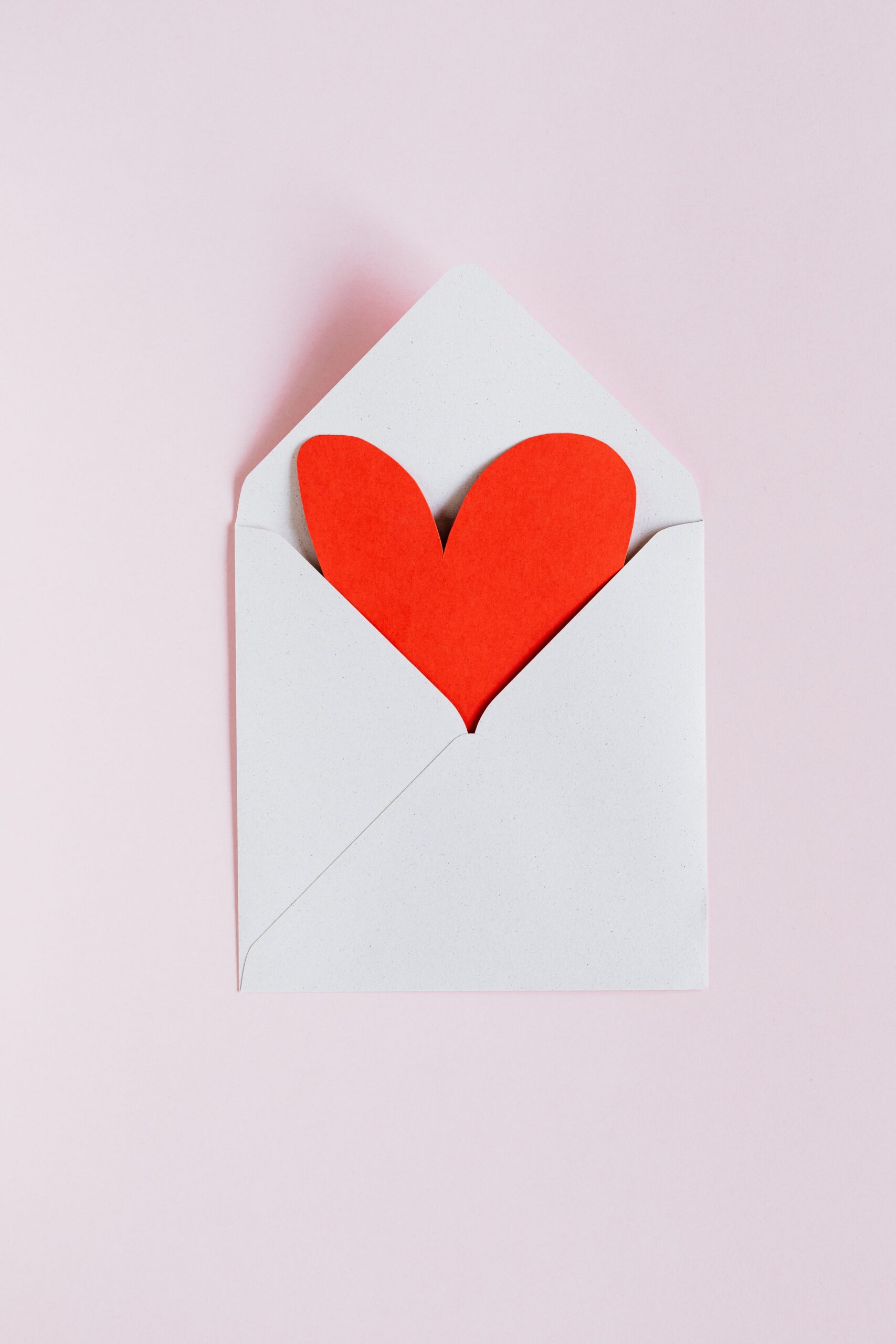 diy valentine's day gift envelope with a heart inside