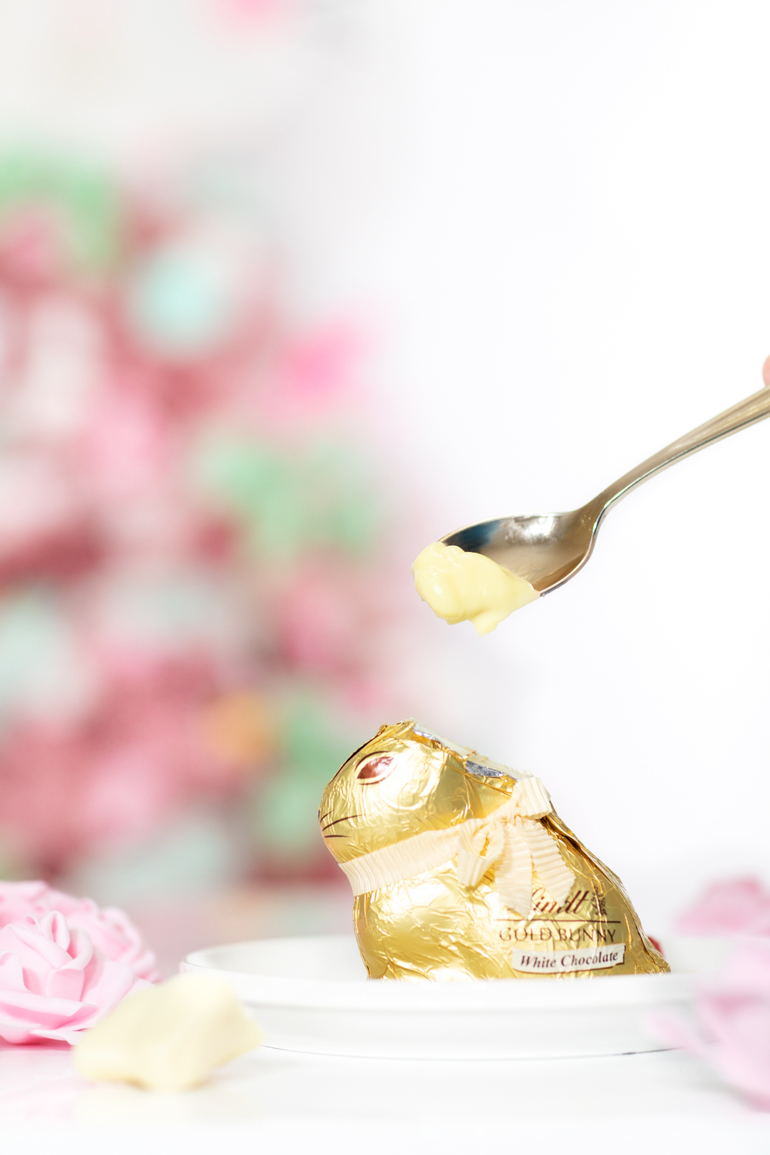 adding lemon pudding to hollow easter bunny