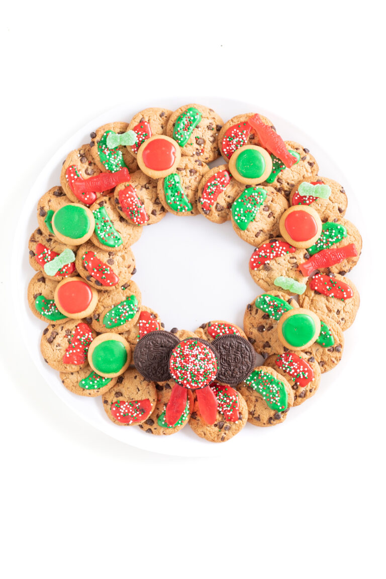 Share a Holiday Cookie Wreath Platter