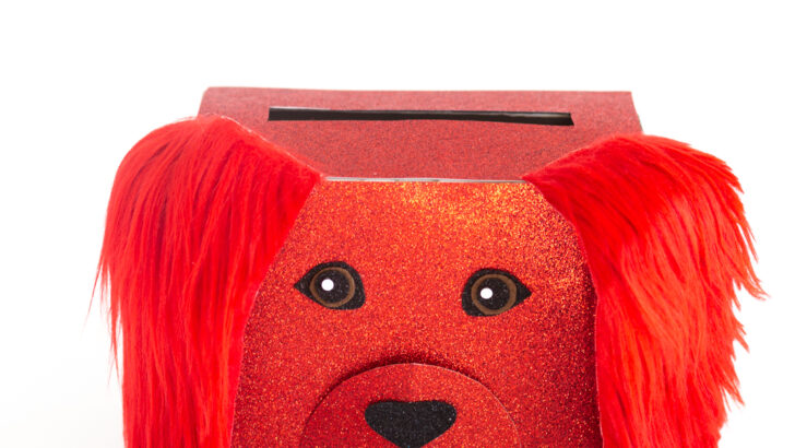 Clifford Valentine's Day Collection Box