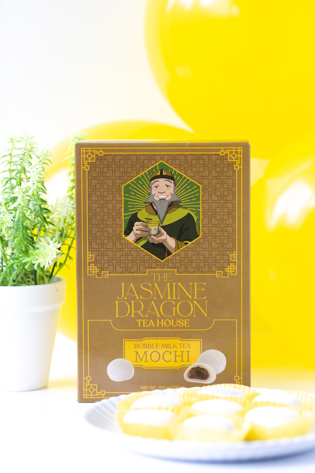 Iroh's The Jasmine Dragon Tea House Bubble Milk Tea Mochi Pack disponível no FYE