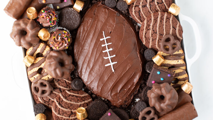 Serve this Football Dessert Board for the Big Game