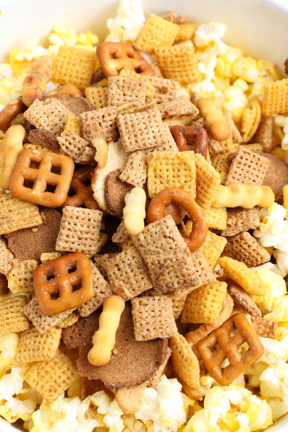 snack mix together