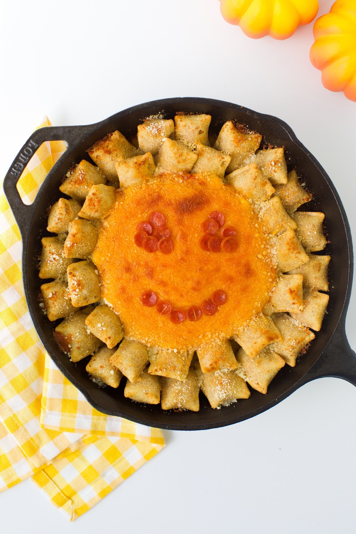 baked skillet dip for halloween