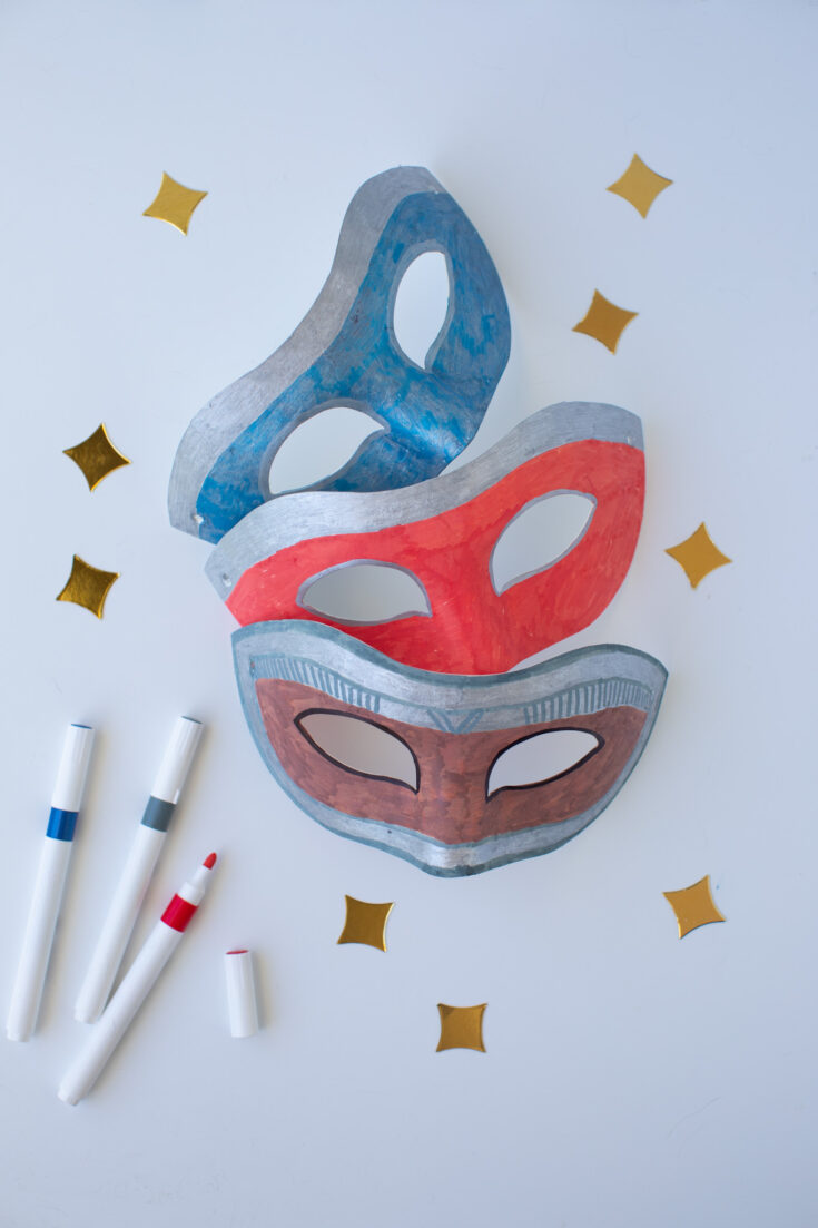Superhero Mask DIY - Cutefetti
