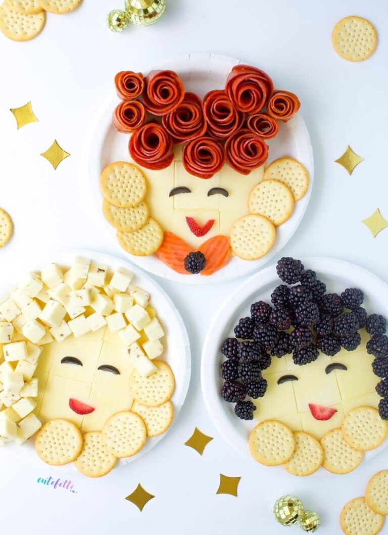 hocus pocus boards and plates featuring the sanderson sisters.