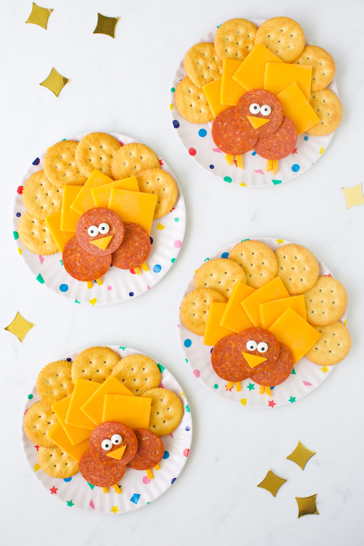 mini turkey cheese plates, a cute snack to serve. Festive Thanksgiving snack.