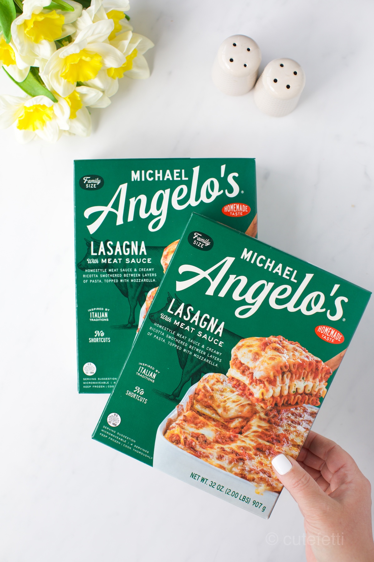 michael angelo's lasagna with meat sauce product packaging